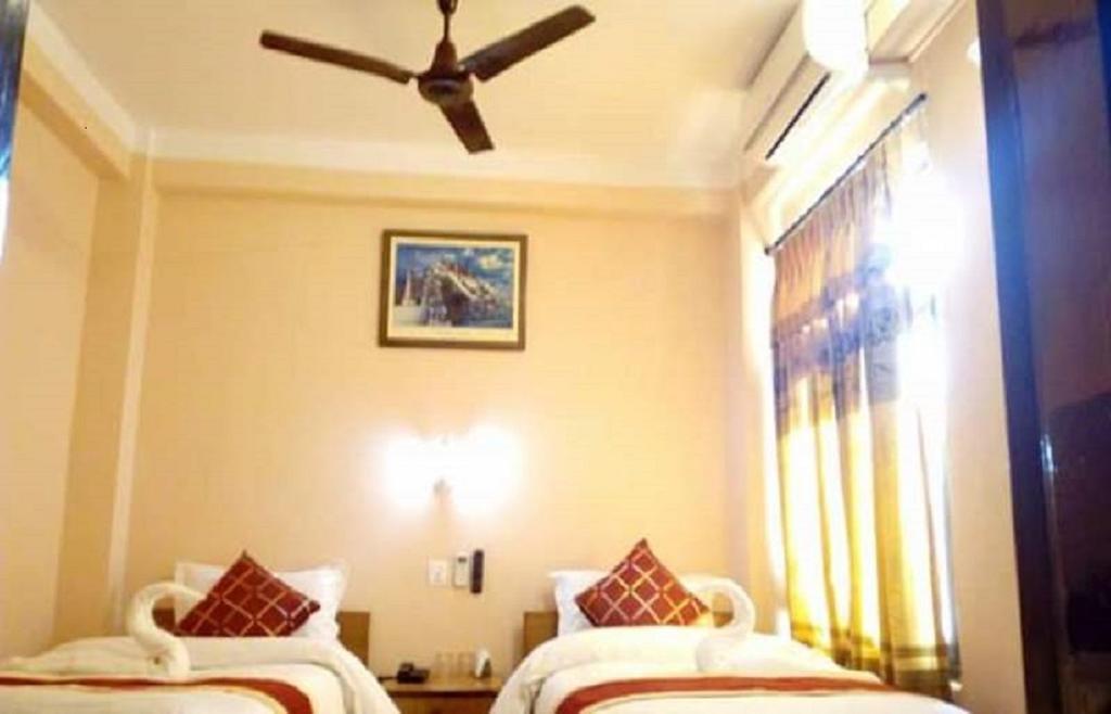 Festoon Hotel Катманду Екстер'єр фото