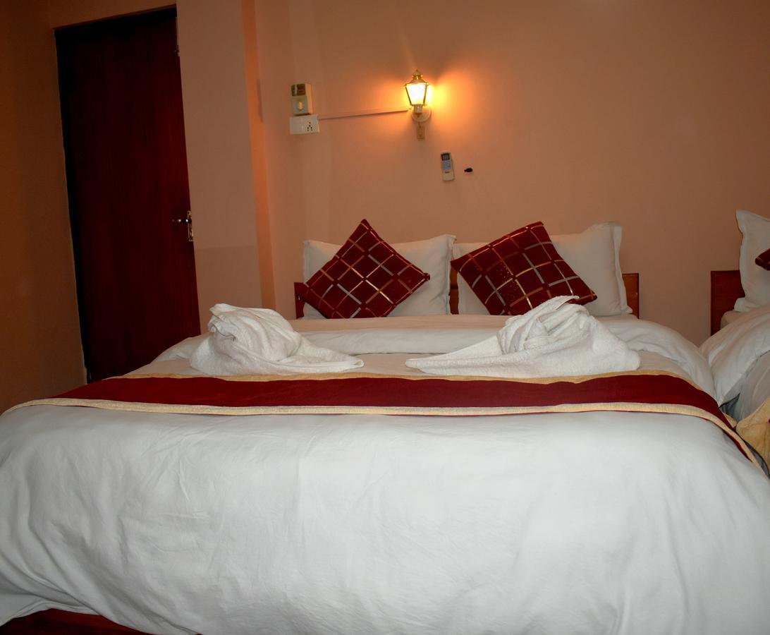 Festoon Hotel Катманду Екстер'єр фото